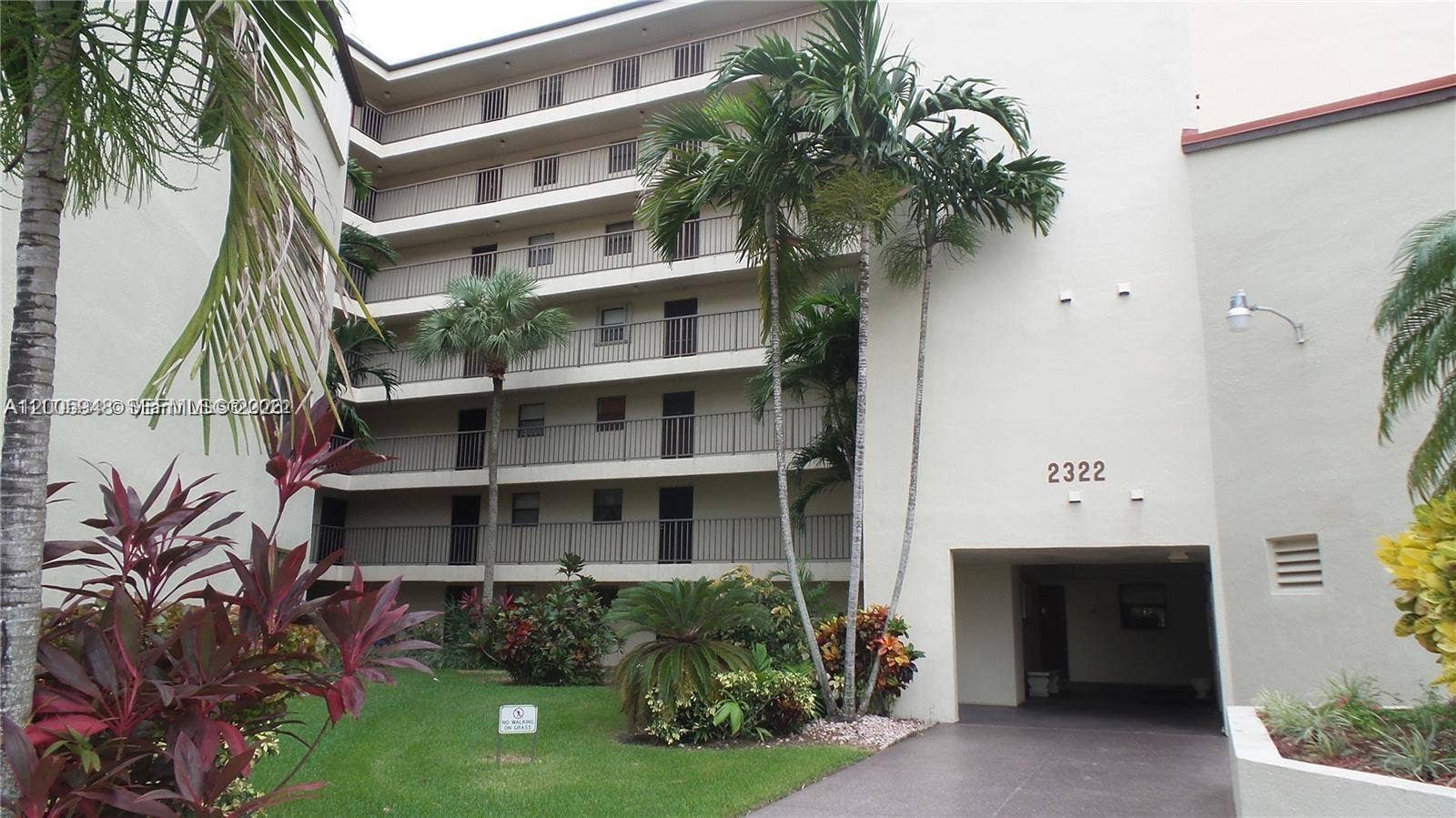 2320 S Cypress Bend Drive, #204, Pompano Beach, Pompano Beach, FL 33069 Photo 1