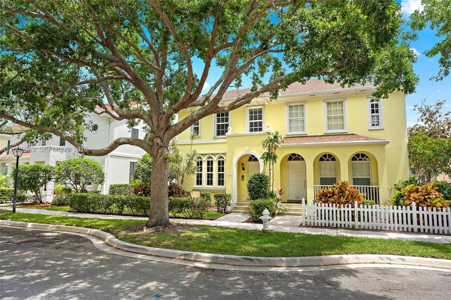 Property photo for 119 Andover Drive, Jupiter, FL