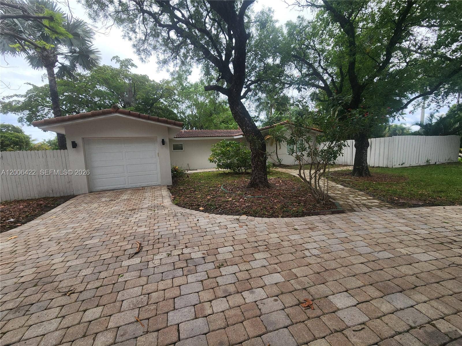 141 NE 30th Street, Wilton Manors, FL 33334 Photo 1