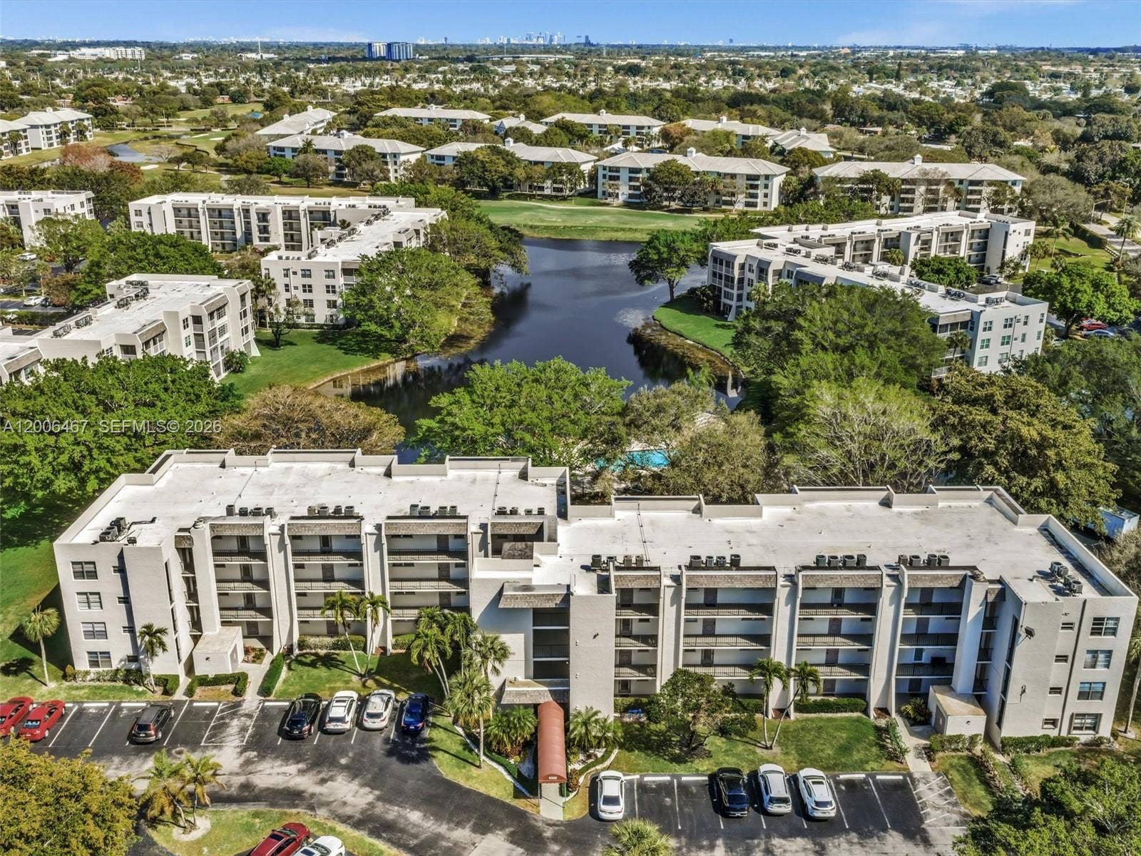 9340 Lagoon Place, #303, Davie, Davie, FL 33324 Photo 37