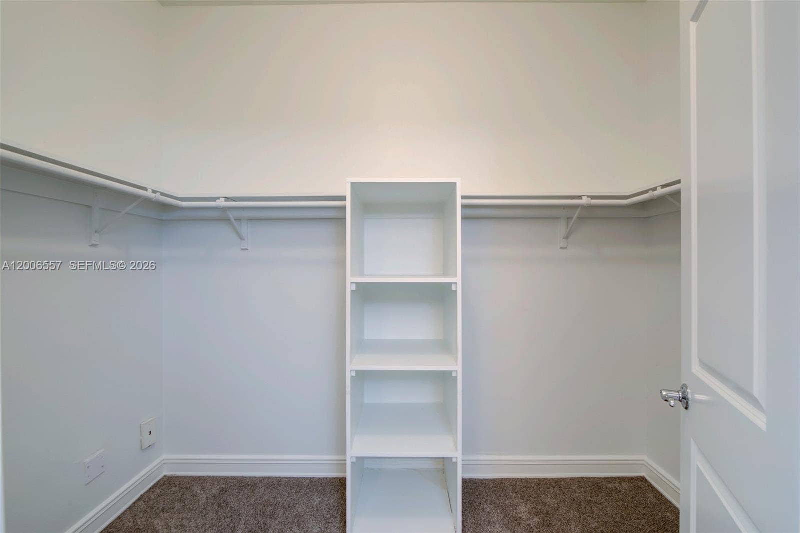 16101 Emerald Estates Drive, #250, Weston, Weston, FL 33331 Oversized walk in closet