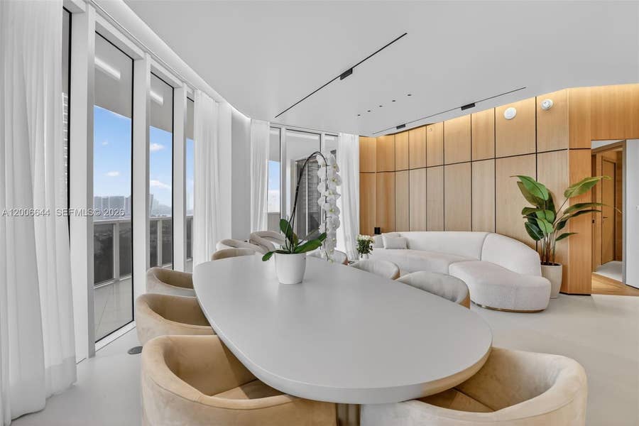 Property photo for 4100 Island Boulevard, #904, Aventura, FL