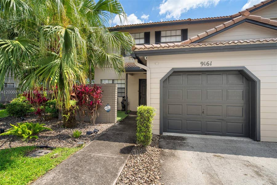 Property photo for 9161 Vineyard Lake Drive, #9161, Plantation, FL
