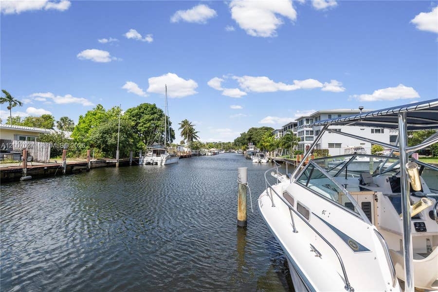 Property photo for 900 SW 12th Street, #108, Fort Lauderdale, FL
