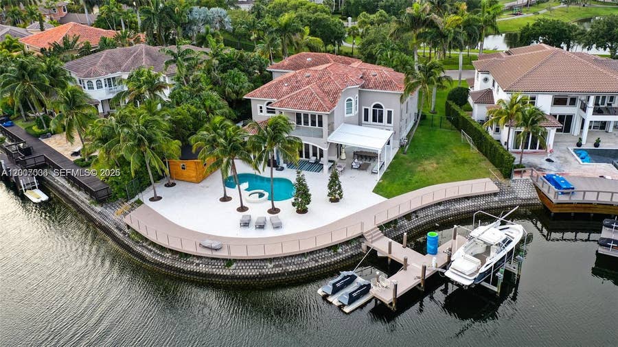 Property photo for 1260 Harbor Court, Hollywood, FL