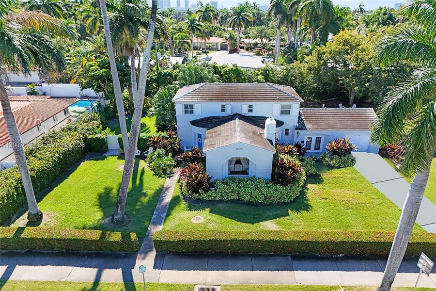 Property photo for 940 Hollywood Boulevard, Hollywood, FL