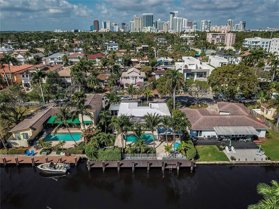 Property photo for 404 Coconut Isle Drive, Fort Lauderdale, FL