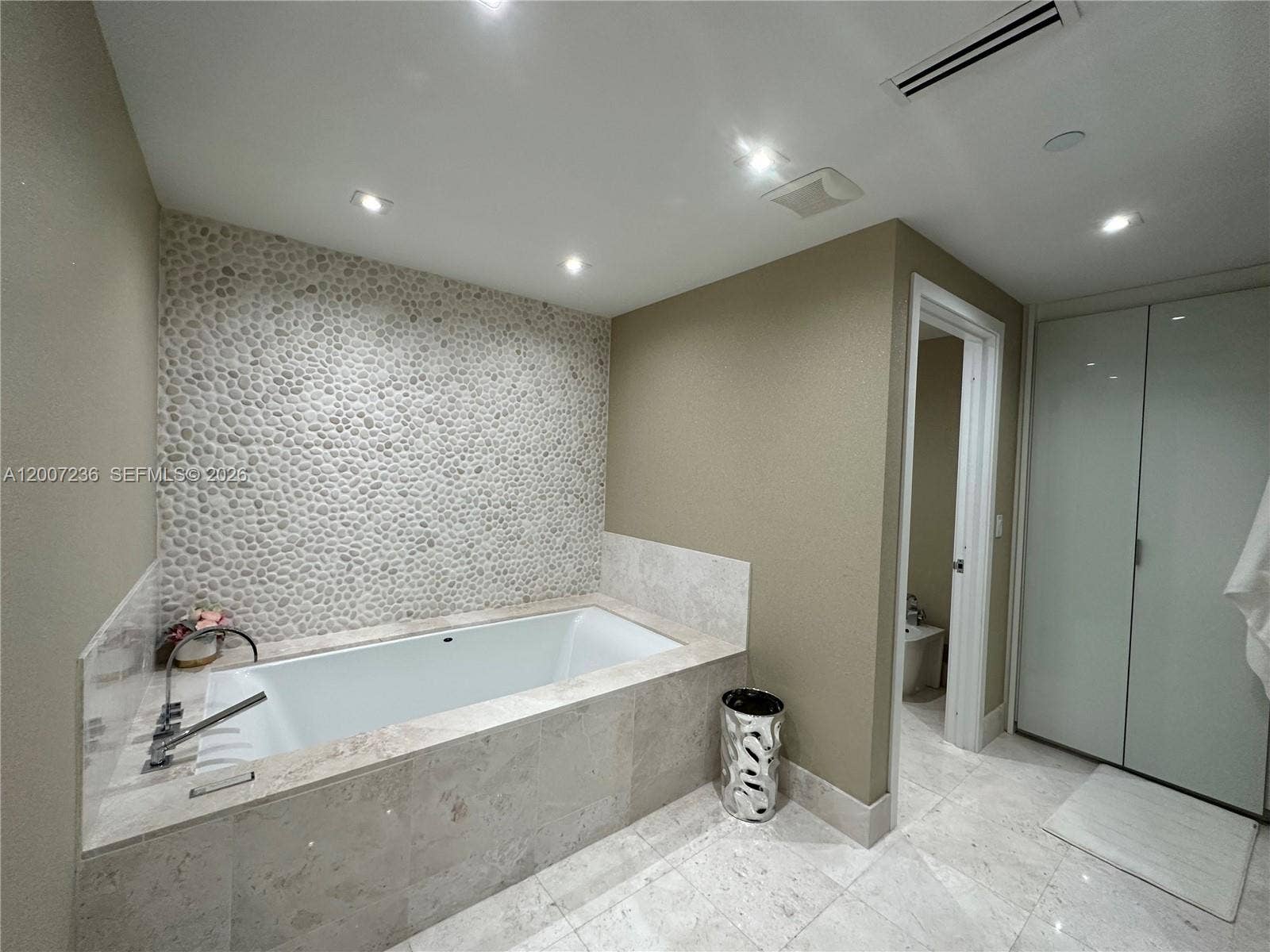 17121 Collins Avenue, #4006, Sunny Isles Beach, Sunny Isles Beach, FL 33160 Photo 61