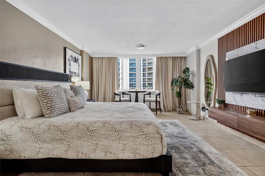 Property photo for 19201 Collins Avenue, #1123, Sunny Isles Beach, FL