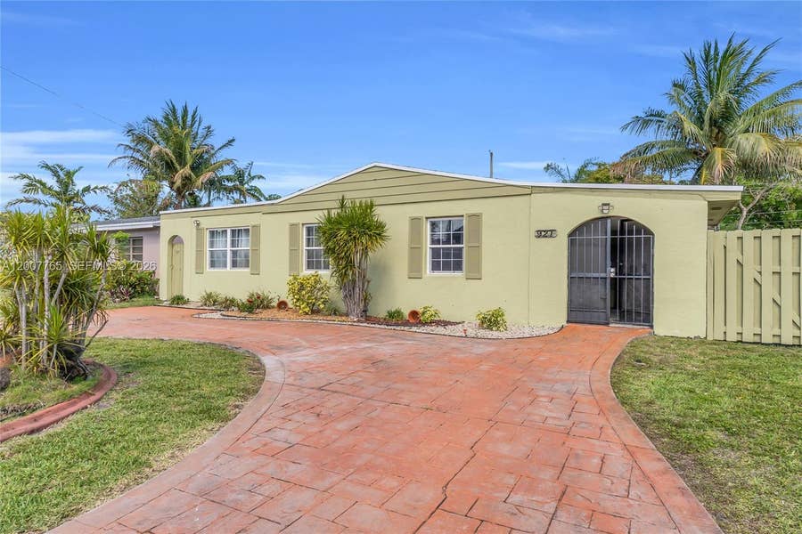 Property photo for 921 N 31st Court, Hollywood, FL