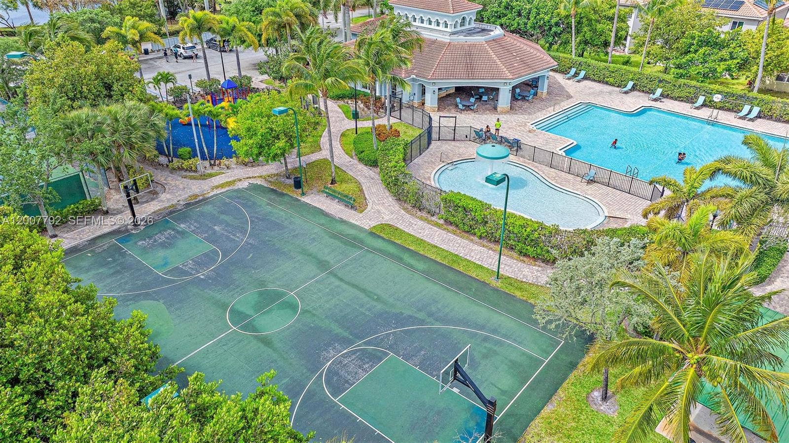 Loads of amenities in Community! Kids Play Park and splash pad, heated pool, picnic areas, basketball and tennis courts. Clubhouse has bathrooms and gym room.