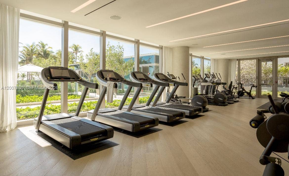 10201 Collins Avenue, #404, Bal Harbour, FL 33154 Photo 31