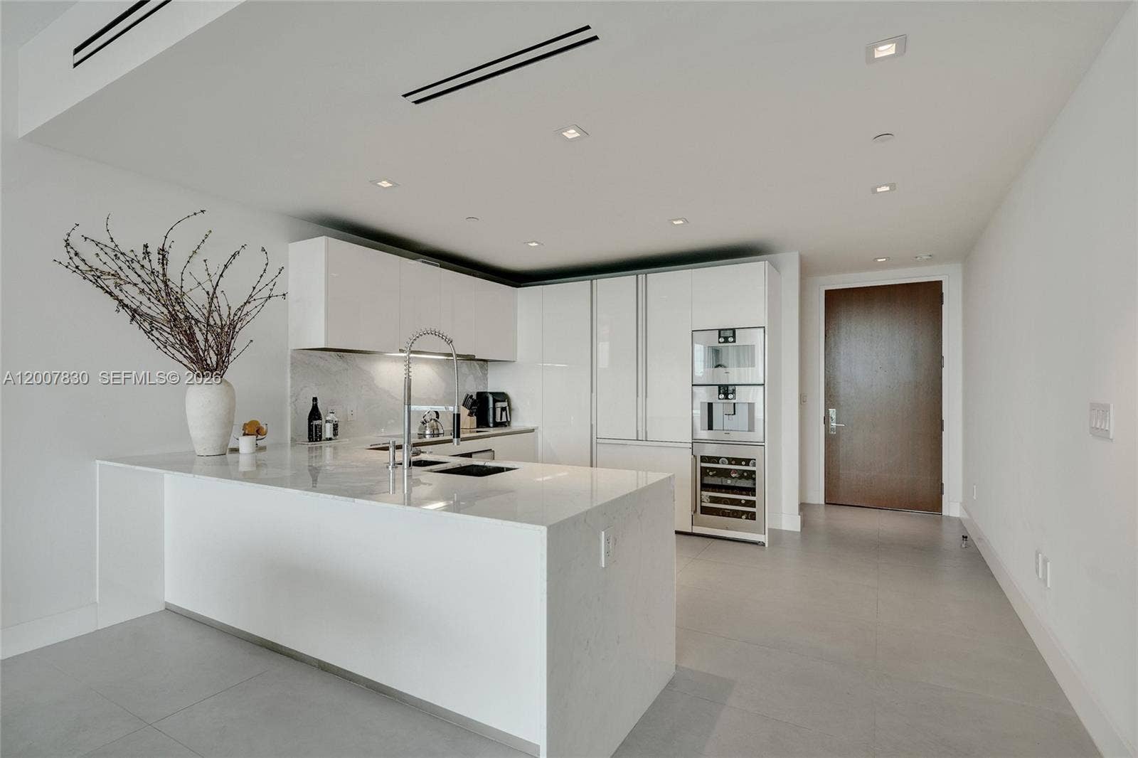 10201 Collins Avenue, #404, Bal Harbour, FL 33154 Photo 9