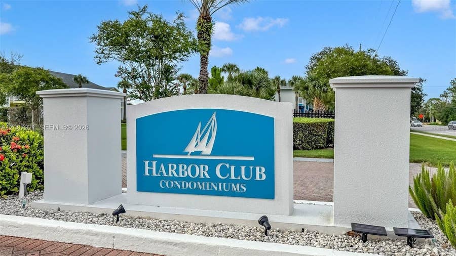 Property photo for 455 Alt 19 S, #12, Palm Harbor, FL