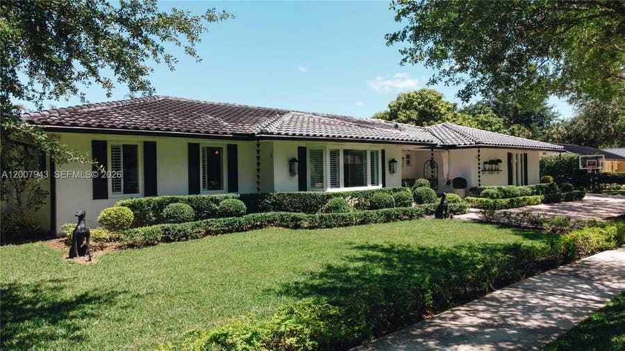 Property photo for 16241 W Troon Circle, Miami Lakes, FL