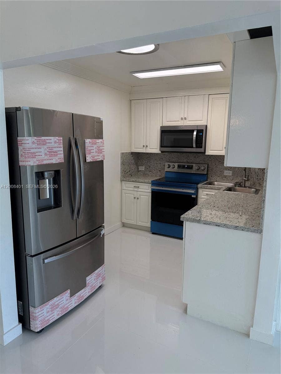 Property photo for 1625 SE 10th Avenue, #101, Fort Lauderdale, FL