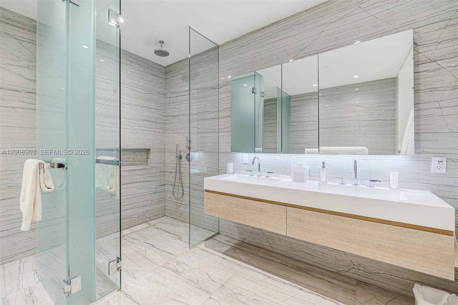 8701 Collins Avenue, #904, Miami Beach, FL 33154 Photo 17