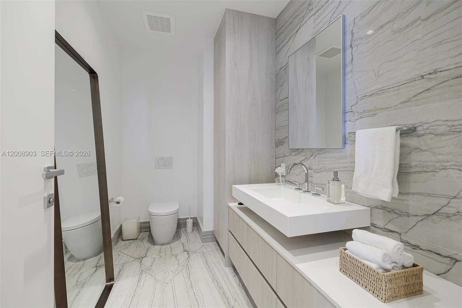 8701 Collins Avenue, #904, Miami Beach, FL 33154 Photo 23