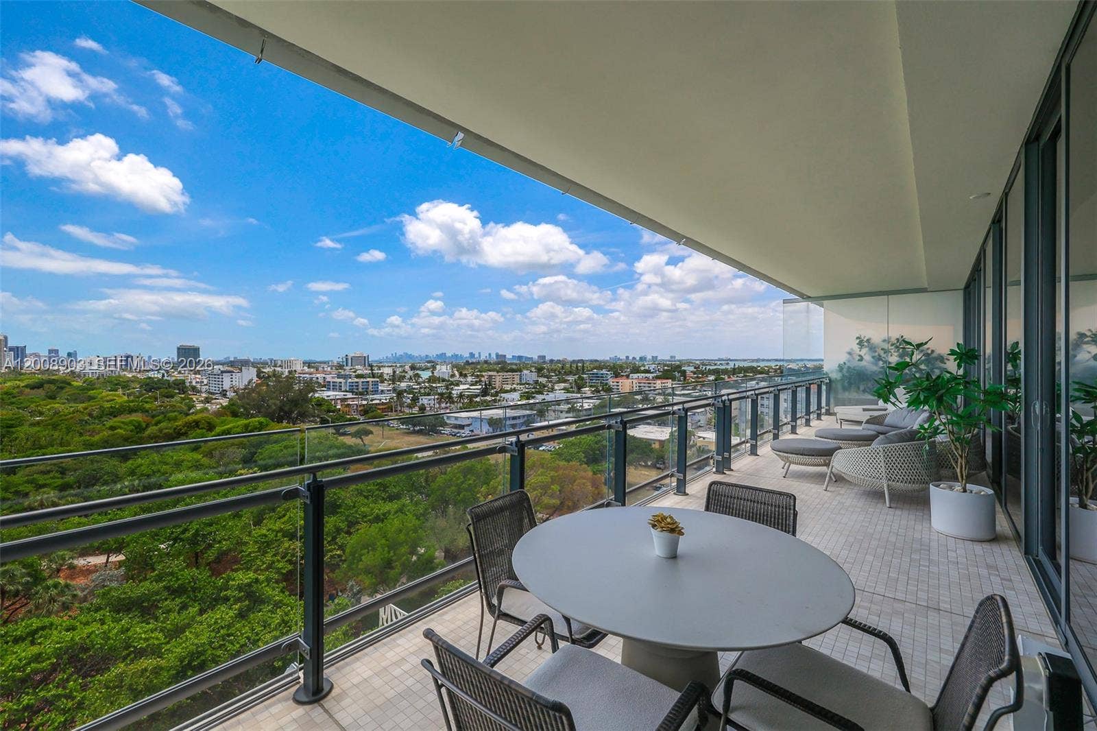 8701 Collins Avenue, #904, Miami Beach, FL 33154 Photo 13