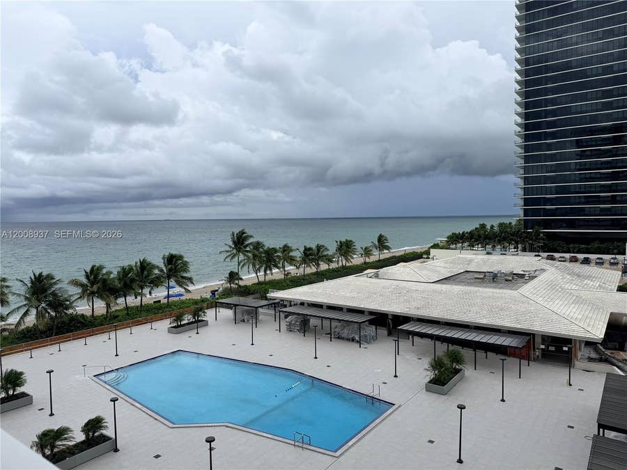Property photo for 1950 S Ocean Drive, #5L, Hallandale Beach, FL