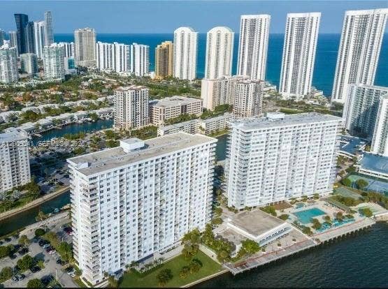Property photo for 300 Bayview Drive, #915, Sunny Isles Beach, FL