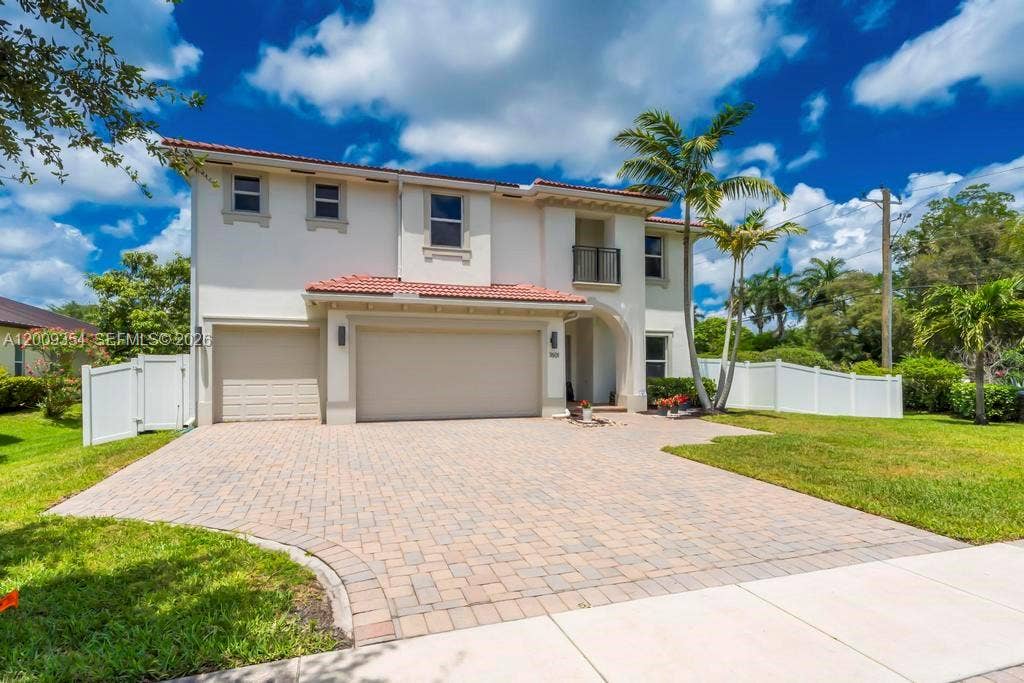 7601 Cavalia Drive, Davie, FL 33328 Photo 3