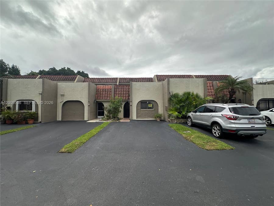 Property photo for 295 Jacaranda Drive, #20, Plantation, FL