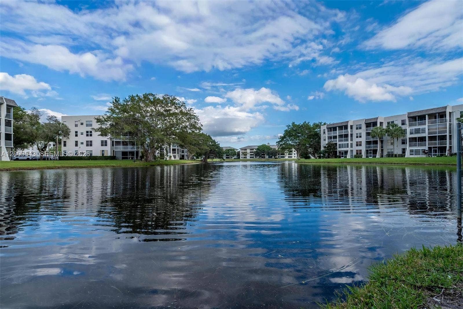 9340 Lagoon Place, #110, Davie, FL 33324 Photo 48
