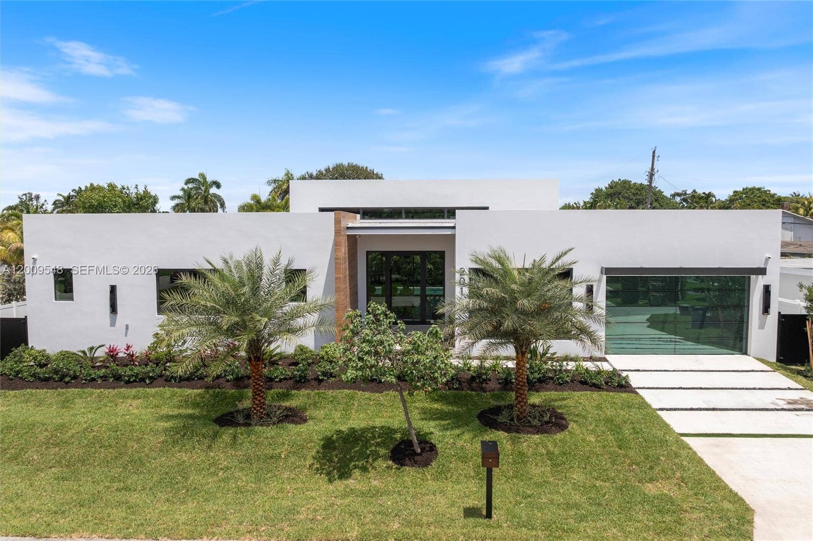 201 NE 27th Drive, Wilton Manors, FL 33334 Photo 4