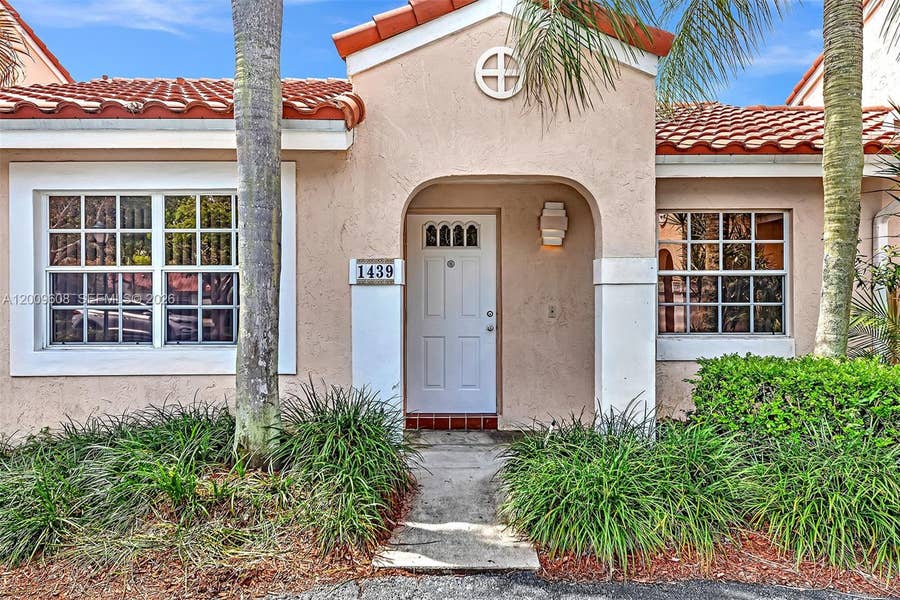 Property photo for 1439 Springside Drive, #1439, Weston, FL