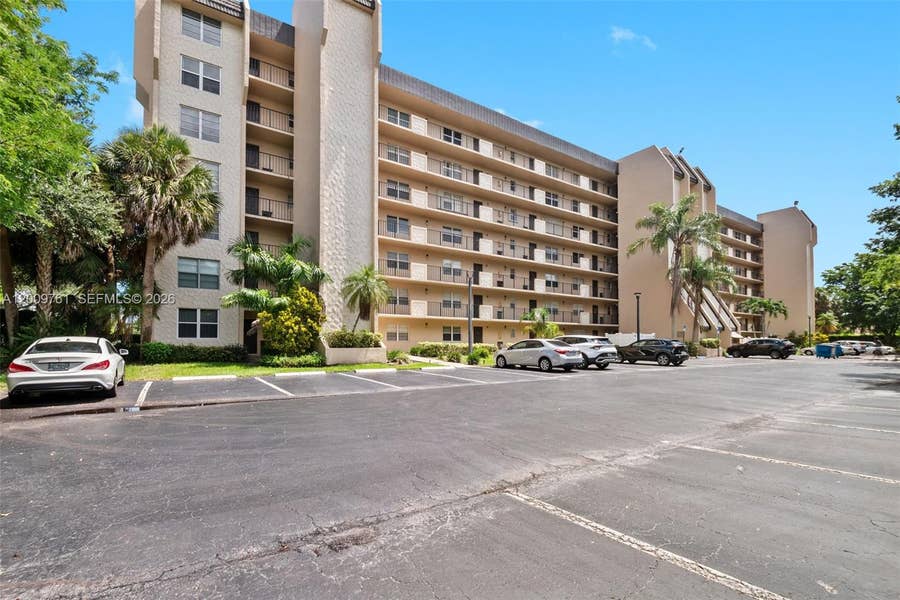Property photo for 3300 W Rolling Hills Circle, #510, Davie, FL