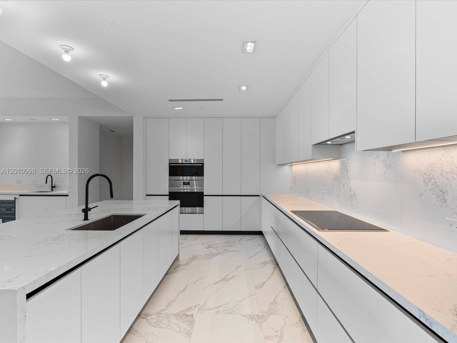 160 Isle Of Venice Drive, #PH2, Fort Lauderdale, FL 33301 Photo 11