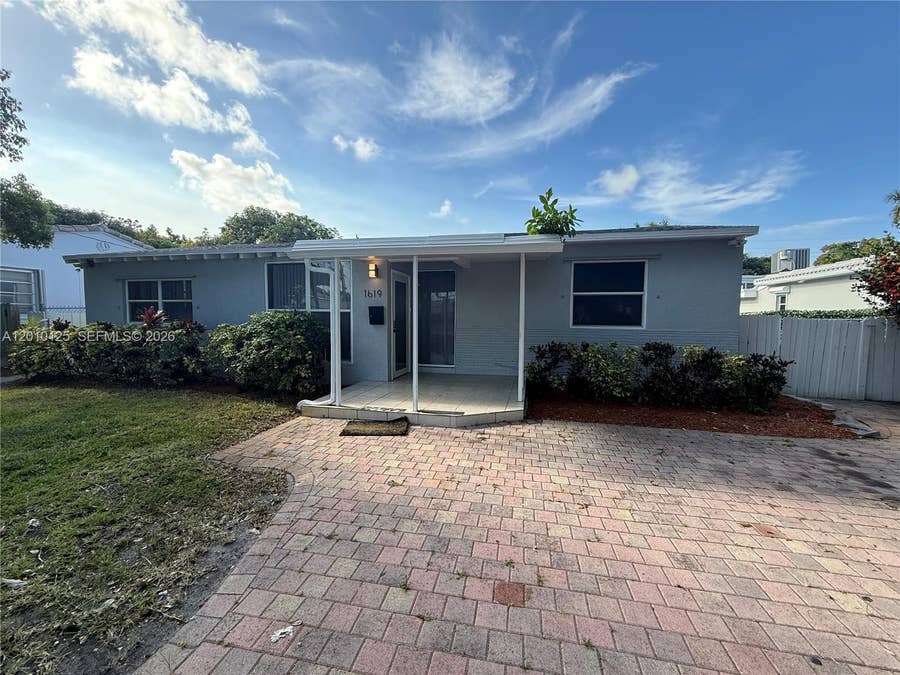 Property photo for 1619 Shenandoah Street, Hollywood, FL