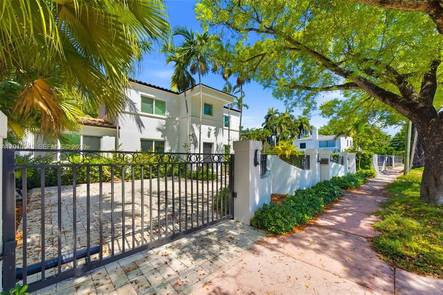 Property photo for 5824 Alton Road, Miami Beach, FL