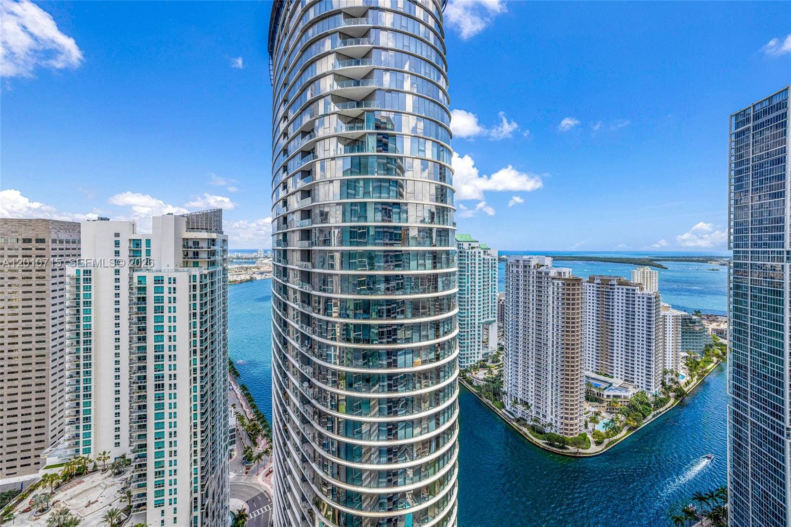 200 Biscayne Boulevard Way, #4401, Miami, FL 33131 Photo 29