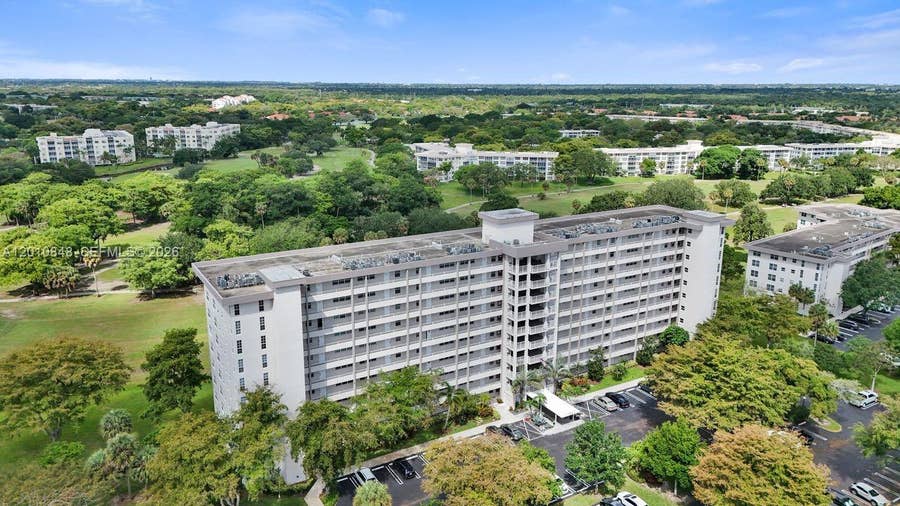 Property photo for 575 Oaks Lane, #508, Pompano Beach, FL