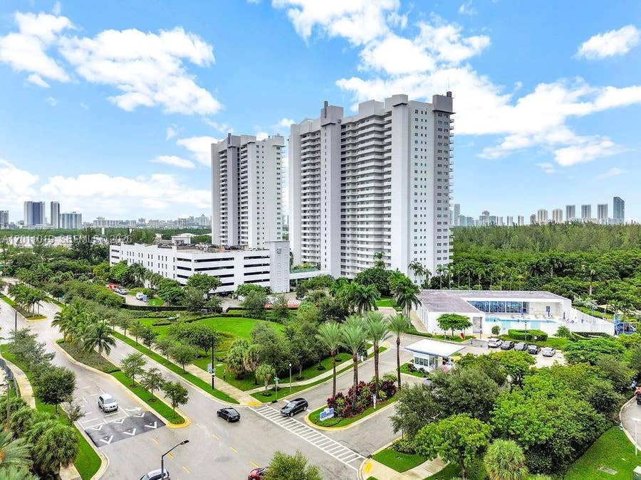 Property photo for 15051 Royal Oaks Lane, #1605, North Miami, FL