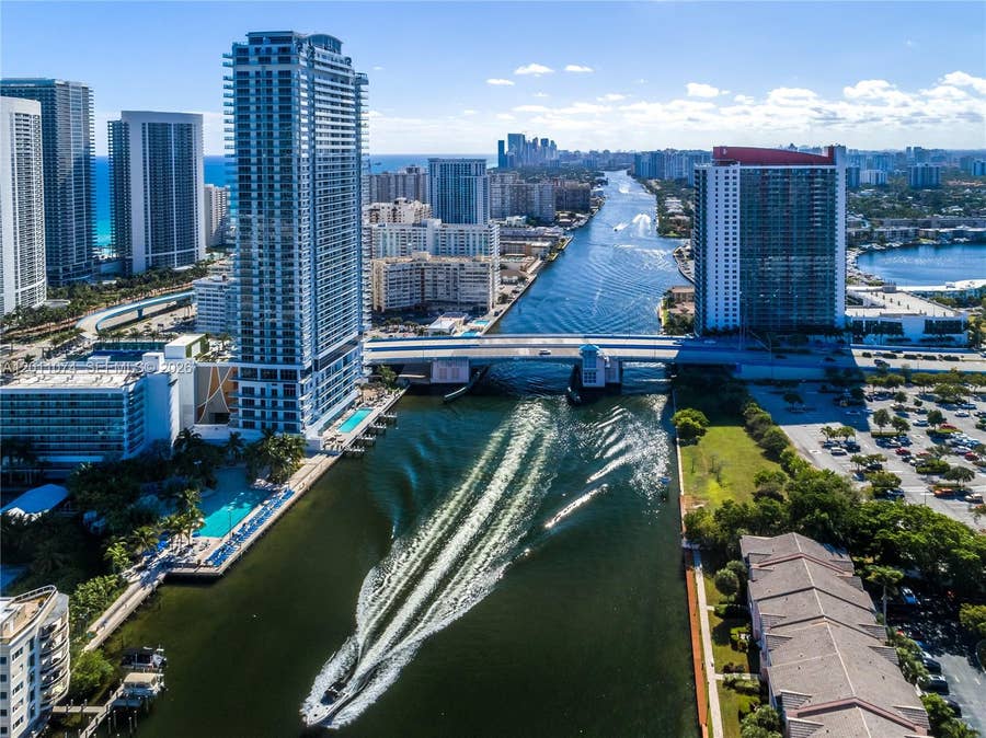 Property photo for 4010 S Ocean Drive, #R1808, Hollywood, FL