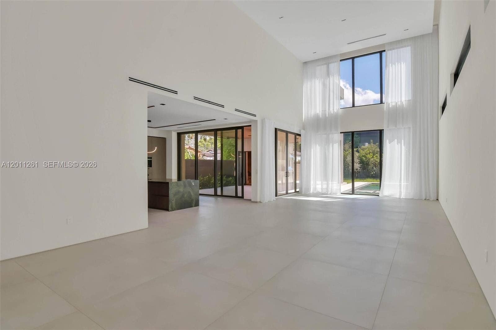 135 SW 29th Road, Miami, FL 33129 Photo 6