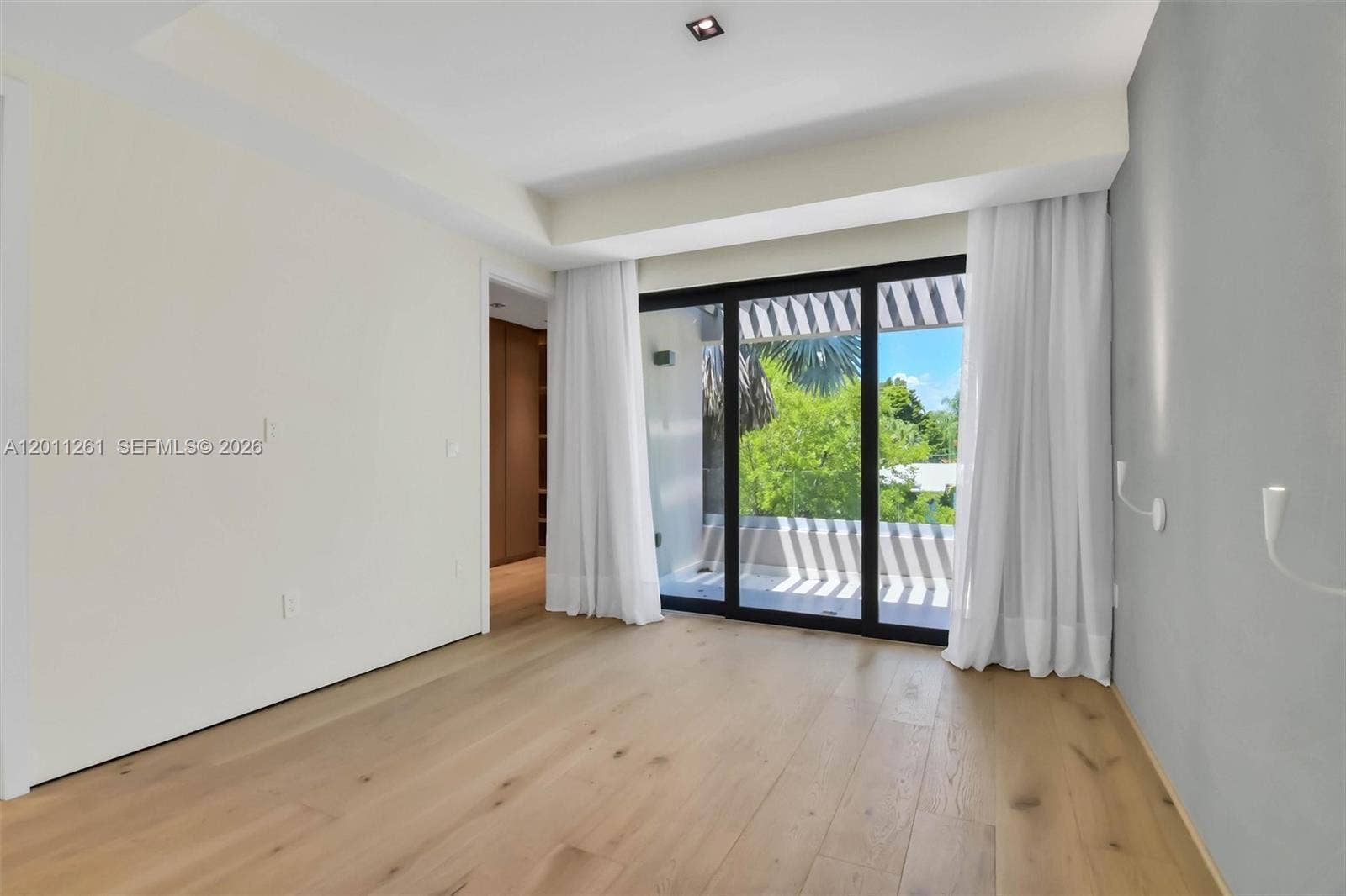 135 SW 29th Road, Miami, FL 33129 Photo 51