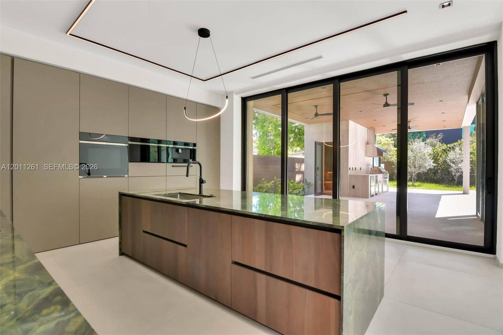 135 SW 29th Road, Miami, FL 33129 Photo 10