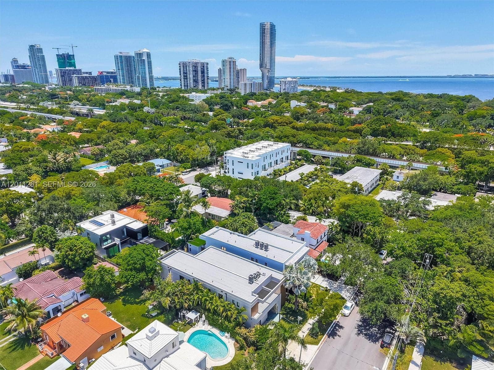 135 SW 29th Road, Miami, FL 33129 Photo 70