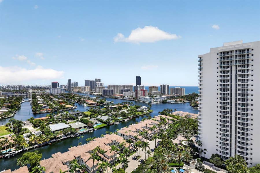 Property photo for 21205 Yacht Club Drive, #2409, Aventura, FL