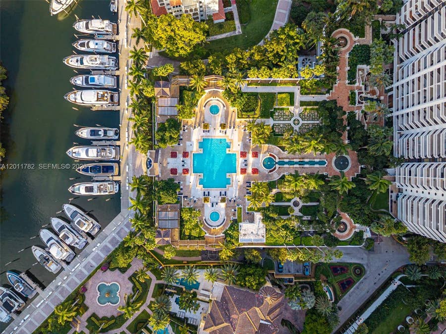 Property photo for 2000 Island Boulevard, #2503, Aventura, FL