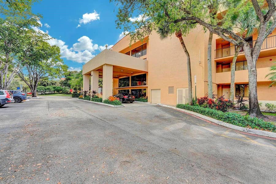 Property photo for 8592 W Sunrise Boulevard, #408, Plantation, FL