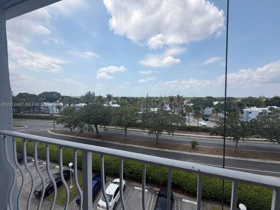 Property photo for 500 Executive Center Drive, #5C, West Palm Beach, FL