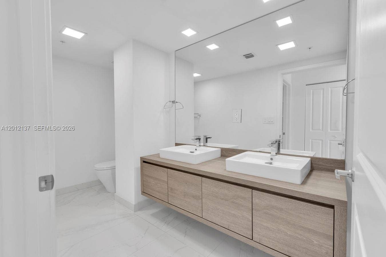 400 Sunny Isles Boulevard, #1903, Sunny Isles Beach, Sunny Isles Beach, FL 33160 Photo 33
