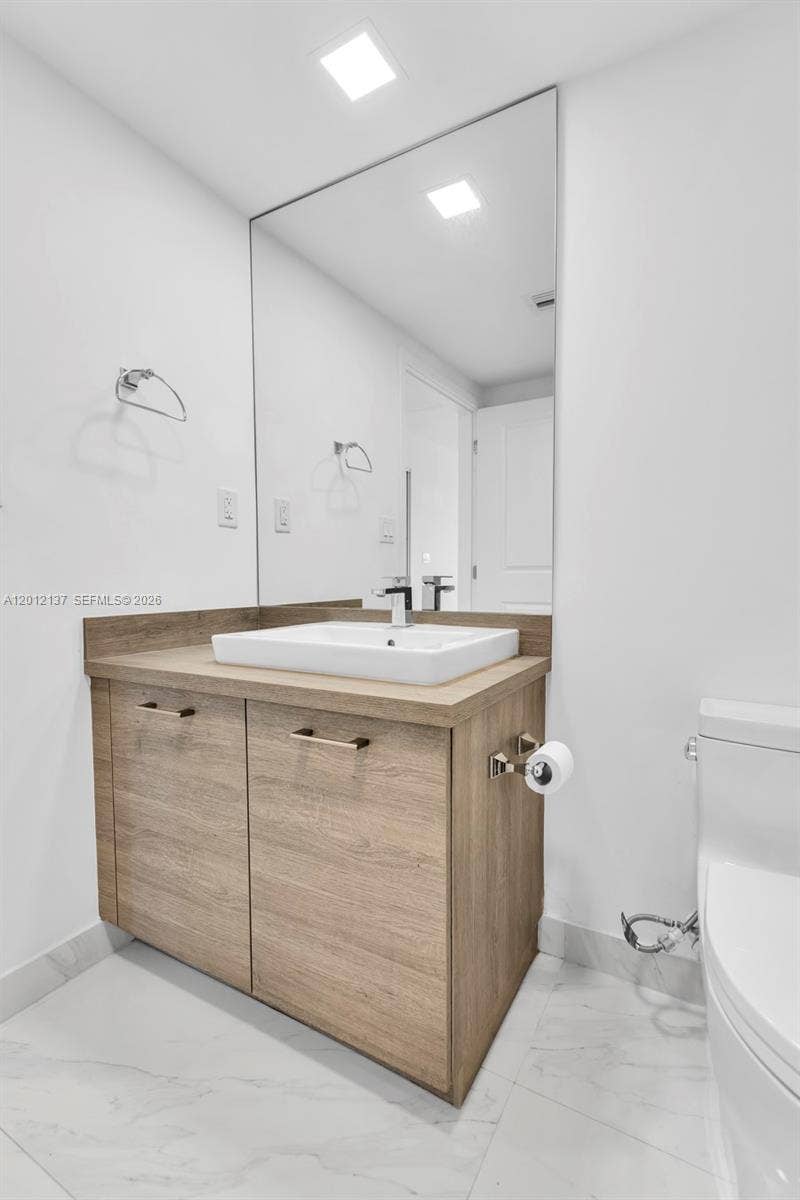 400 Sunny Isles Boulevard, #1903, Sunny Isles Beach, Sunny Isles Beach, FL 33160 Photo 19