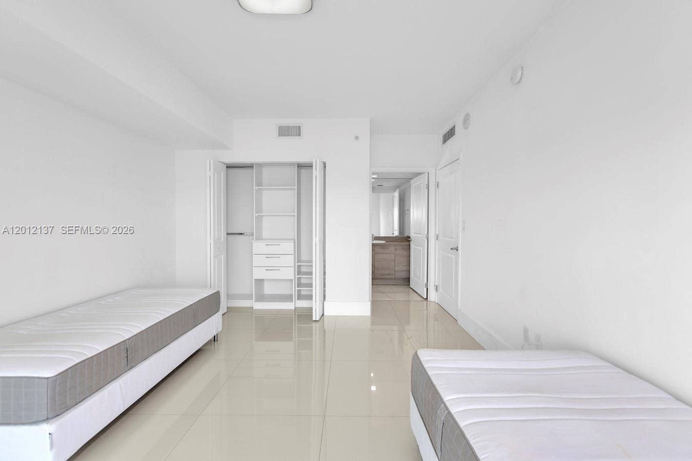 400 Sunny Isles Boulevard, #1903, Sunny Isles Beach, Sunny Isles Beach, FL 33160 Photo 22