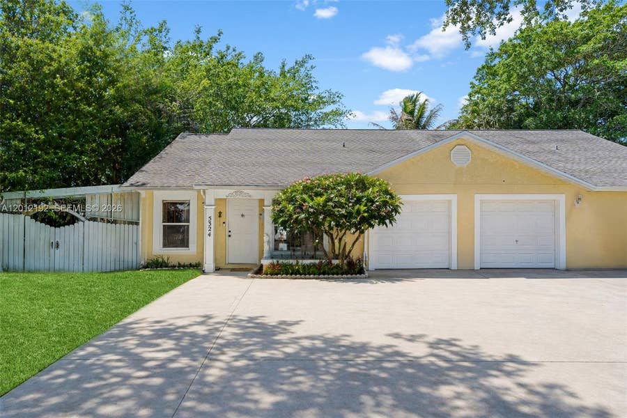 Property photo for 5324 Gray Fox Court, West Palm Beach, FL